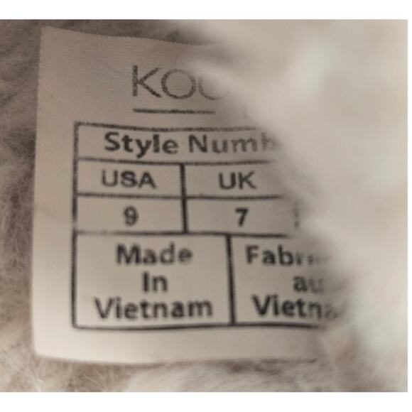 UGG Koolabura Fur Slipper Slide Sandal Women's Size 9. - Picture 7 of 7